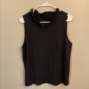 Ann Taylor Factory Gray Sleeveless Top. Size Large. NWOT